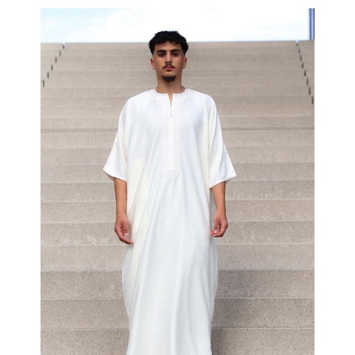 Pure White Qami's