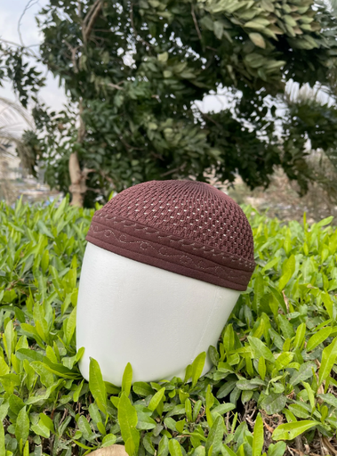 Chéchia marron détaillé